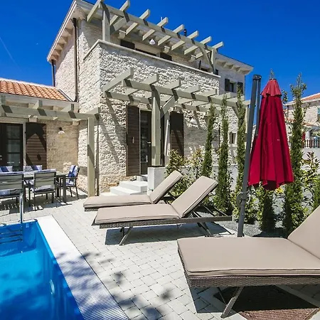 Villa Zahara *